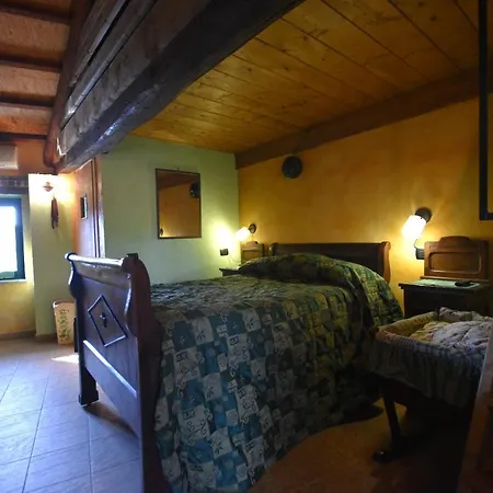 Edera Bed & Breakfast Castagnole Piemonte